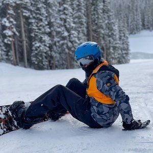 Ski Jacket and Ski Pants Set - Quiksilver and 0'Neill.